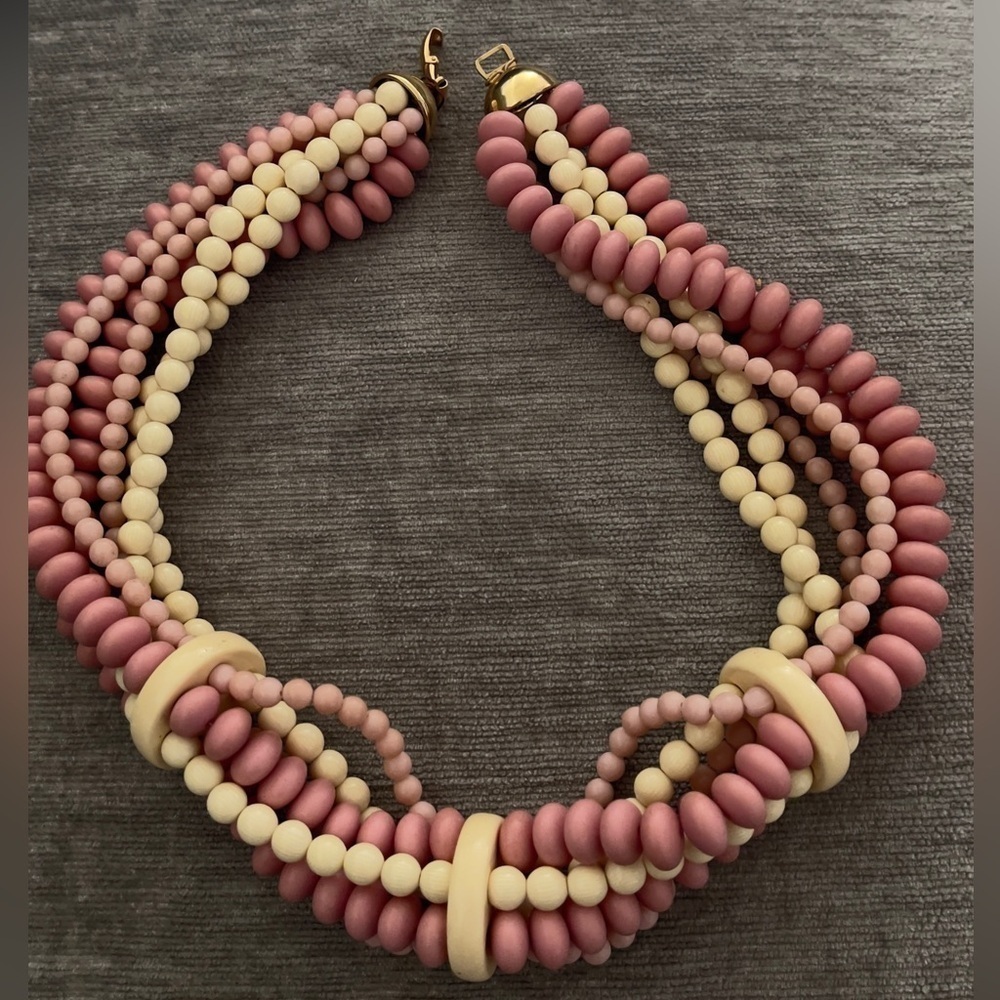 Mulistrand Napier beaded vintage pink and white statement choker necklace
